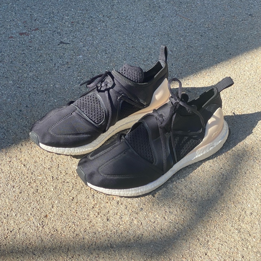 Adidas by Stella McCartney Sz 10 Ultraboost sneakers black